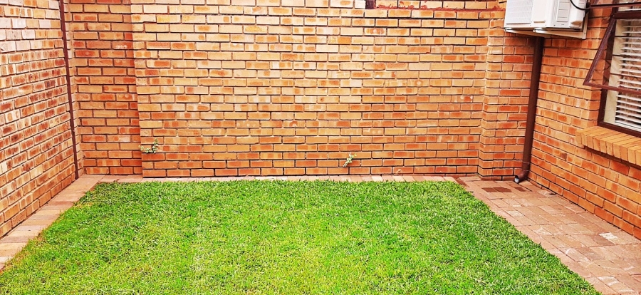 2 Bedroom Property for Sale in Clubview Gauteng