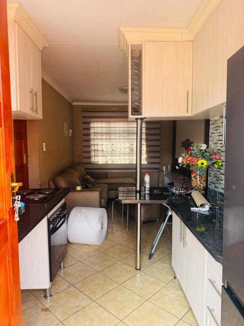 To Let 3 Bedroom Property for Rent in Theresa Park Gauteng