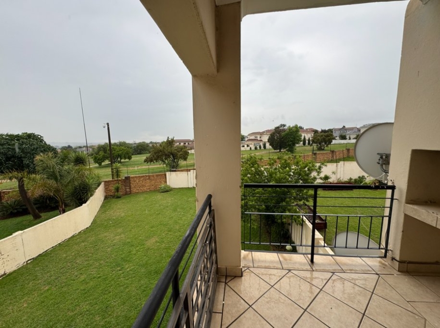 2 Bedroom Property for Sale in Country View Gauteng
