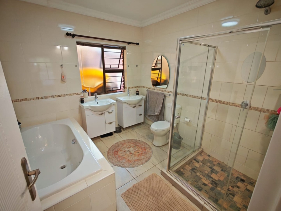 3 Bedroom Property for Sale in Montana Park Gauteng