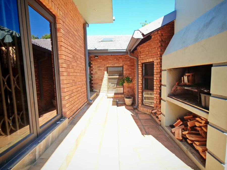 3 Bedroom Property for Sale in Montana Park Gauteng
