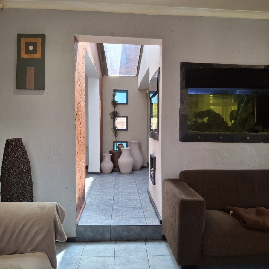 8 Bedroom Property for Sale in Dalpark Ext 1 Gauteng