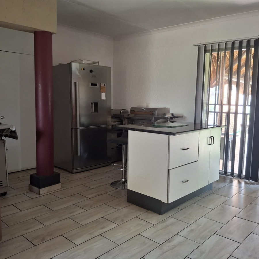 8 Bedroom Property for Sale in Dalpark Ext 1 Gauteng
