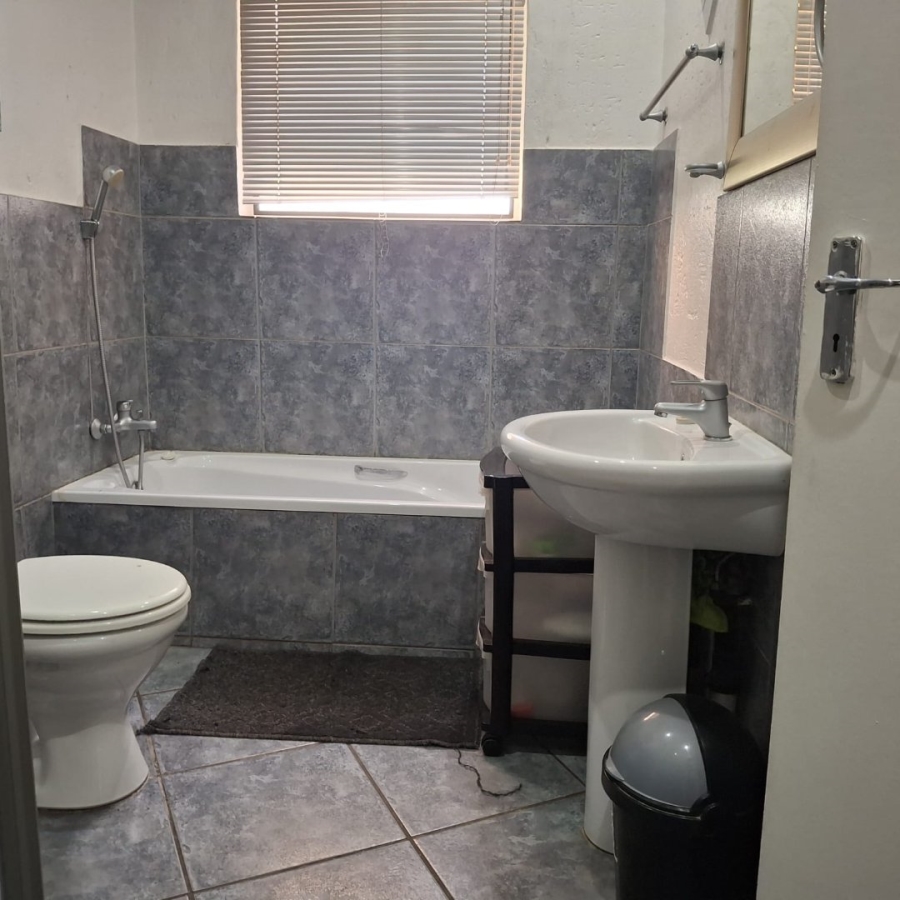 8 Bedroom Property for Sale in Dalpark Ext 1 Gauteng
