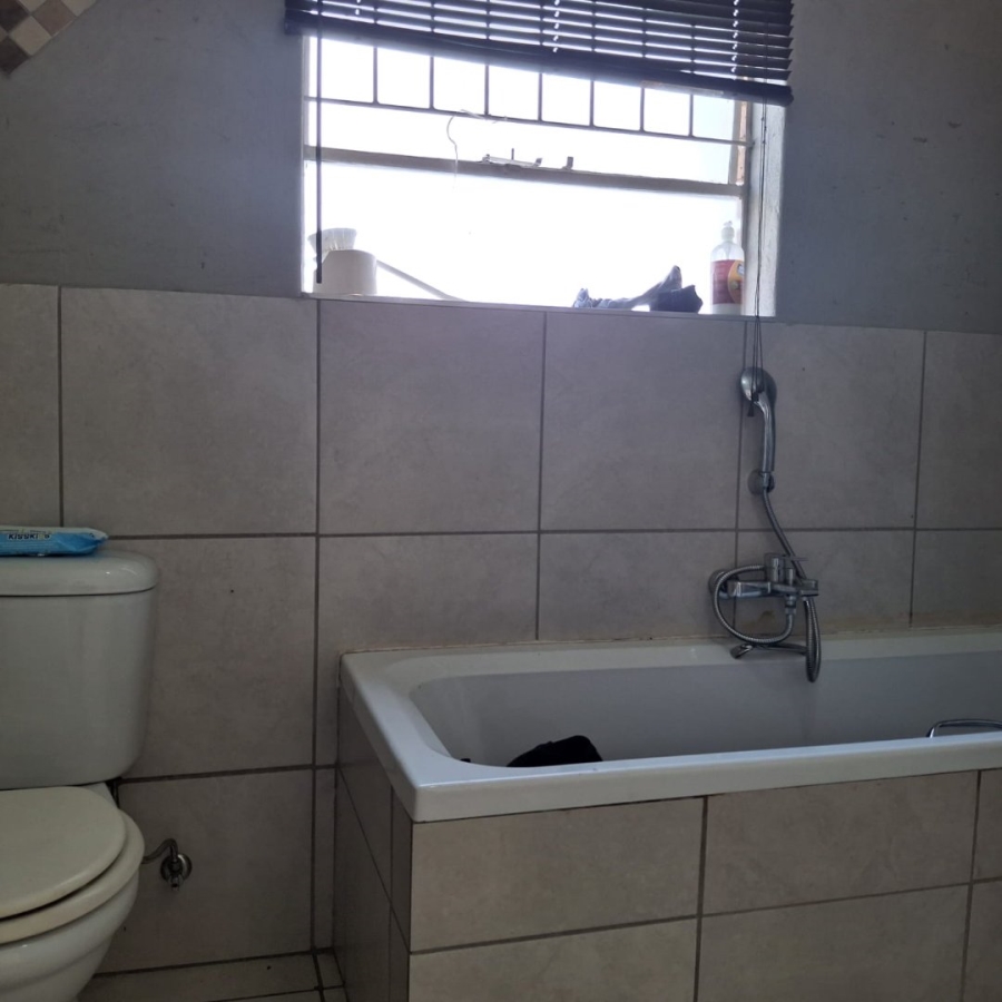 8 Bedroom Property for Sale in Dalpark Ext 1 Gauteng