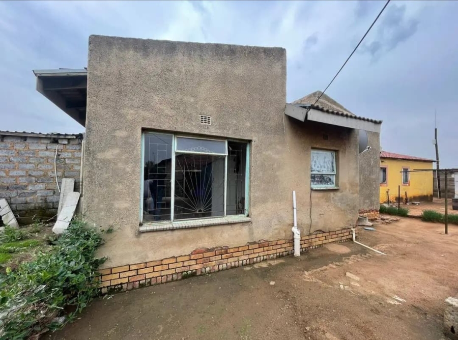 2 Bedroom Property for Sale in Etwatwa Gauteng