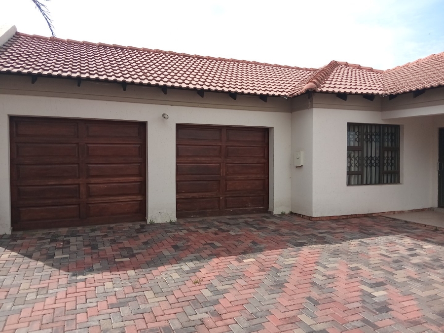 3 Bedroom Property for Sale in Spruit View Gauteng