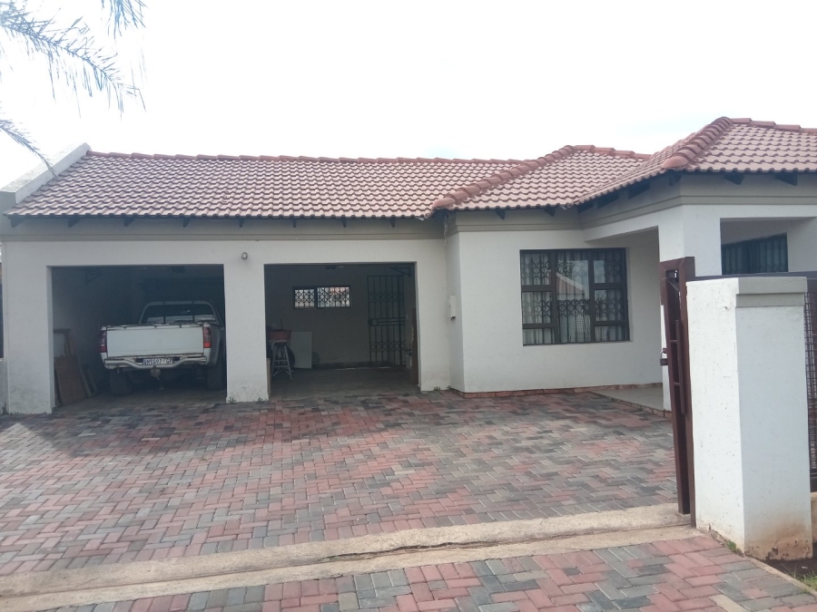 3 Bedroom Property for Sale in Spruit View Gauteng