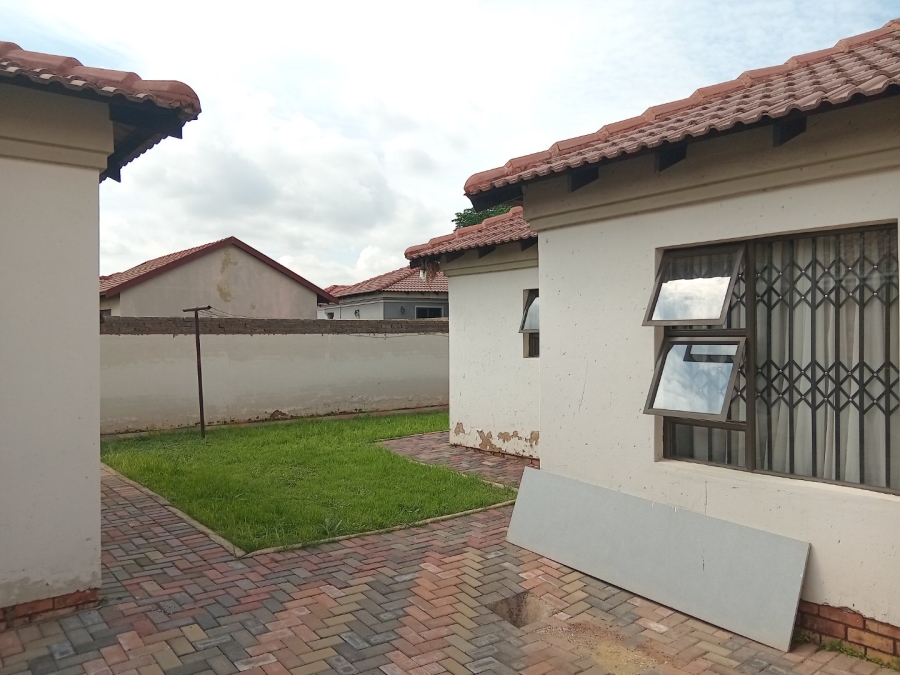 3 Bedroom Property for Sale in Spruit View Gauteng