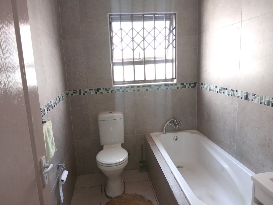 3 Bedroom Property for Sale in Spruit View Gauteng