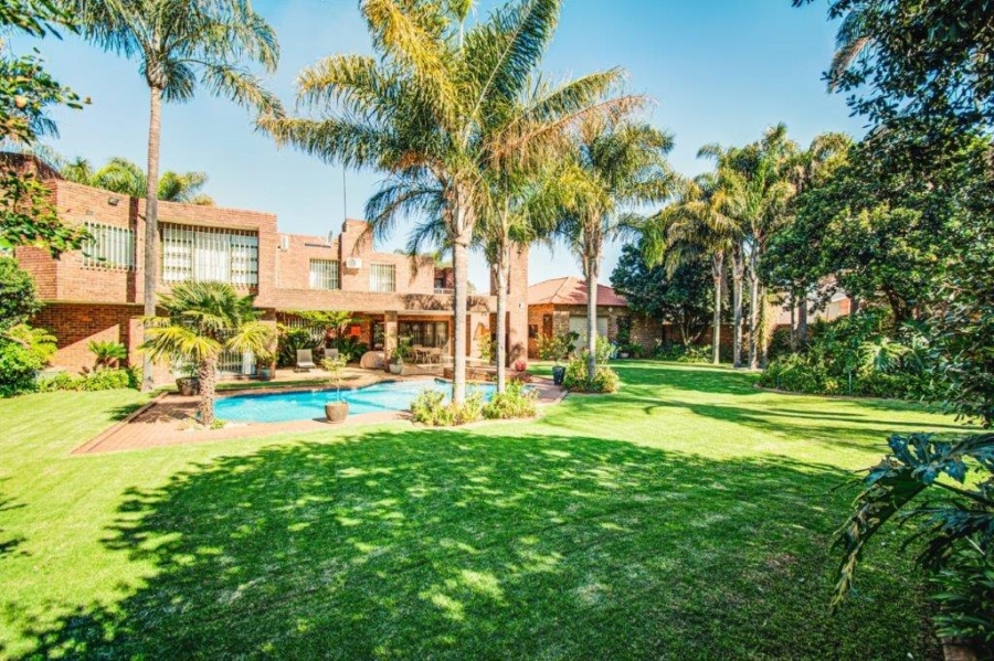 5 Bedroom Property for Sale in Terenure Gauteng