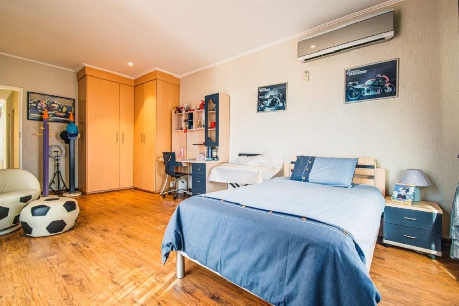 5 Bedroom Property for Sale in Terenure Gauteng