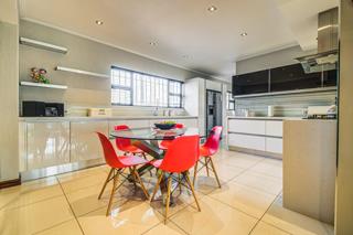 5 Bedroom Property for Sale in Terenure Gauteng
