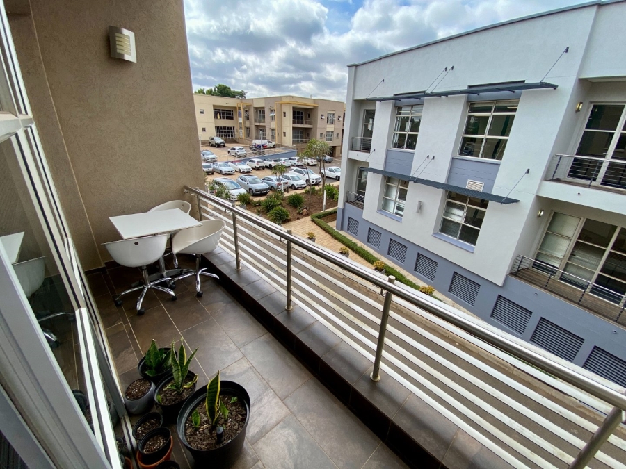 To Let commercial Property for Rent in Die Hoewes Gauteng