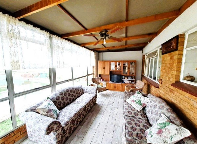 3 Bedroom Property for Sale in Rustivia Gauteng