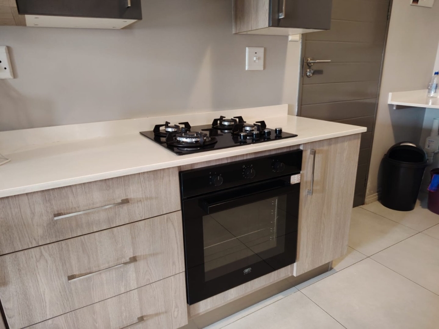 2 Bedroom Property for Sale in Midridge Park Gauteng