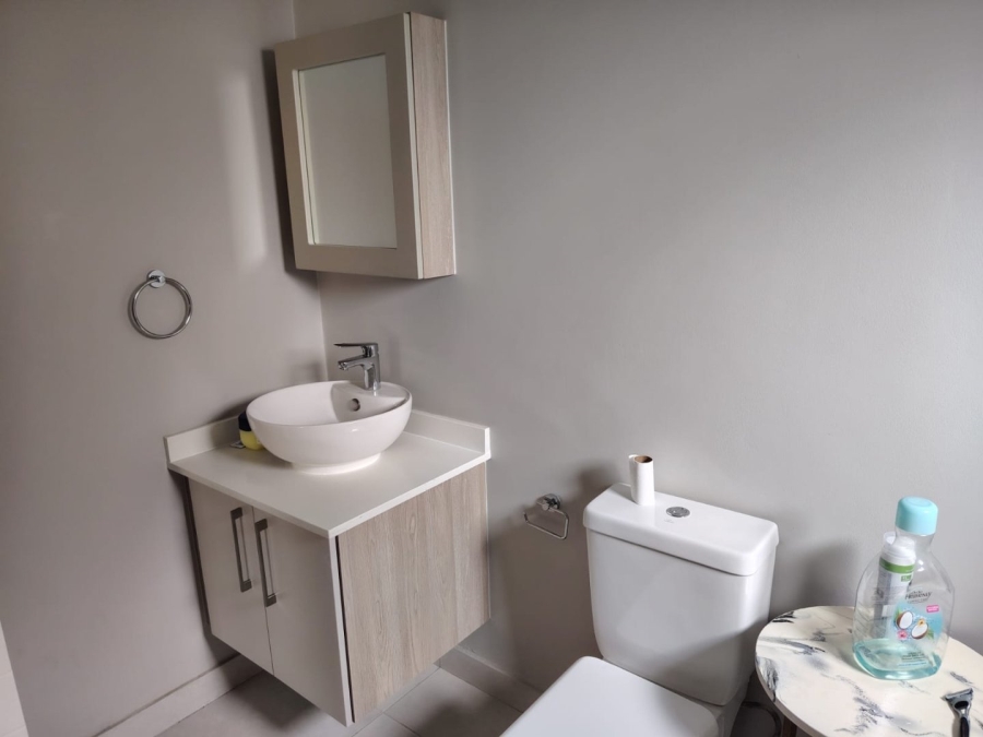 2 Bedroom Property for Sale in Midridge Park Gauteng