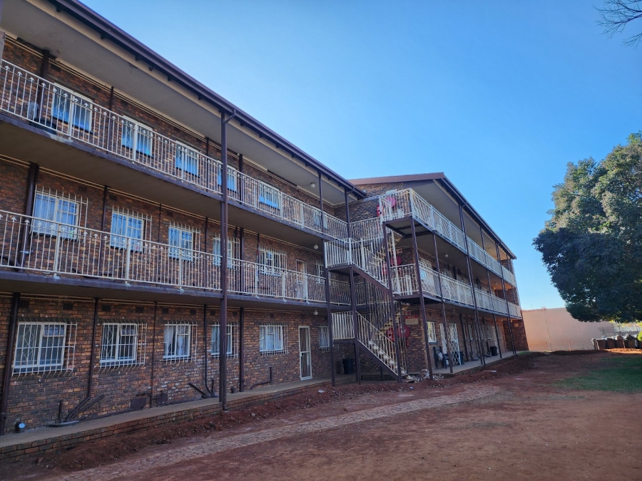 To Let 2 Bedroom Property for Rent in Witfield Gauteng