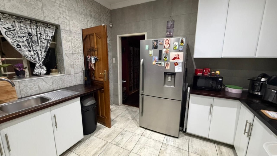 3 Bedroom Property for Sale in Hurlyvale Gauteng