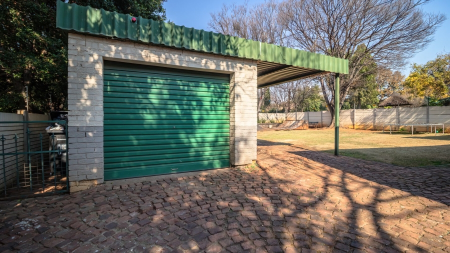 3 Bedroom Property for Sale in Hurlyvale Gauteng