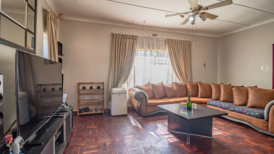 3 Bedroom Property for Sale in Hurlyvale Gauteng