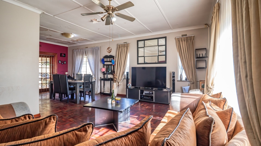 3 Bedroom Property for Sale in Hurlyvale Gauteng