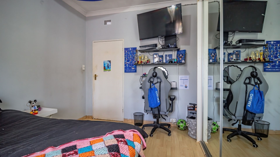 3 Bedroom Property for Sale in Hurlyvale Gauteng