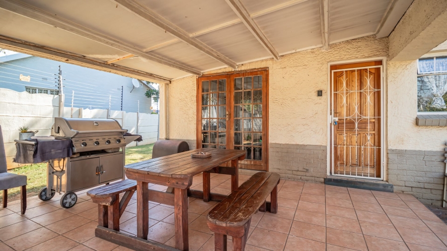 3 Bedroom Property for Sale in Hurlyvale Gauteng