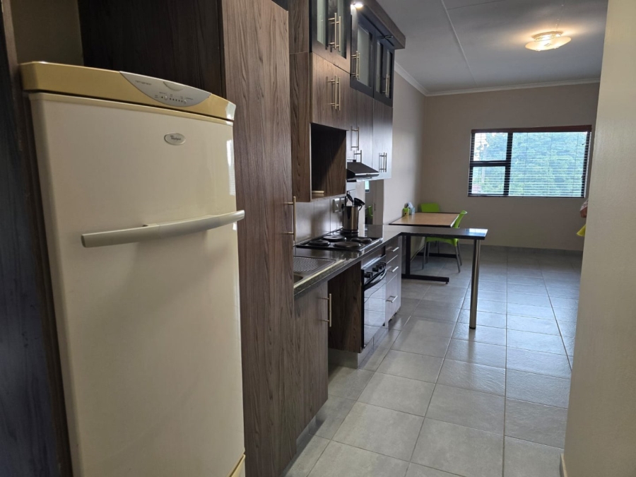 To Let  Bedroom Property for Rent in Cloverdene Gauteng