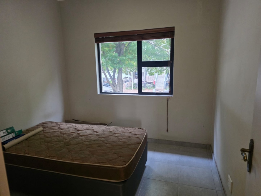 To Let  Bedroom Property for Rent in Cloverdene Gauteng