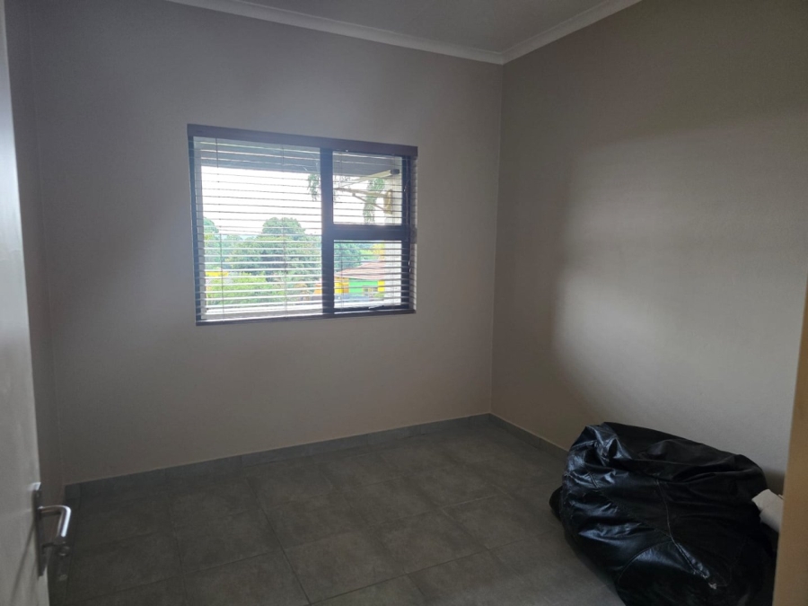 To Let  Bedroom Property for Rent in Cloverdene Gauteng