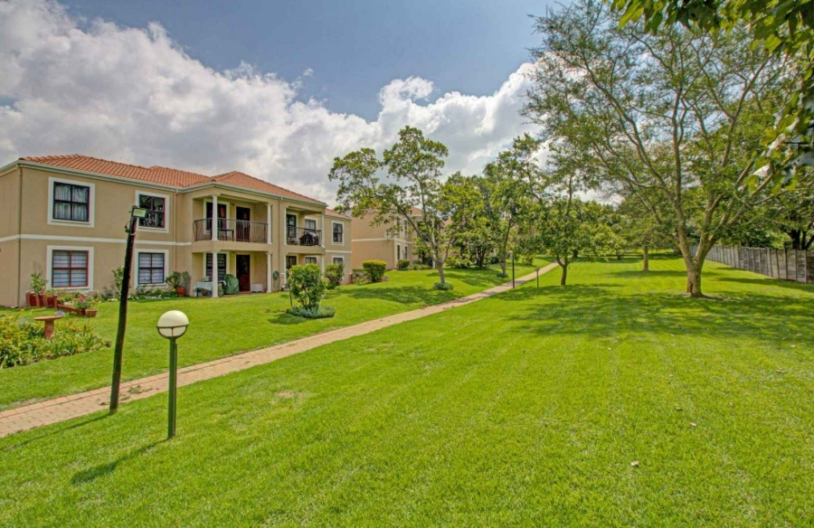 2 Bedroom Property for Sale in Robindale Gauteng