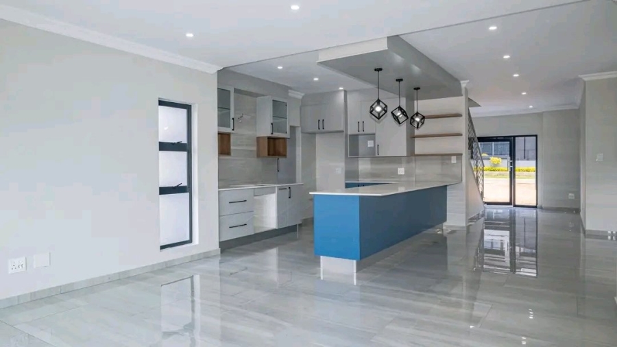 4 Bedroom Property for Sale in Roodepark Eco Estate Gauteng