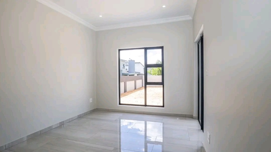 4 Bedroom Property for Sale in Roodepark Eco Estate Gauteng