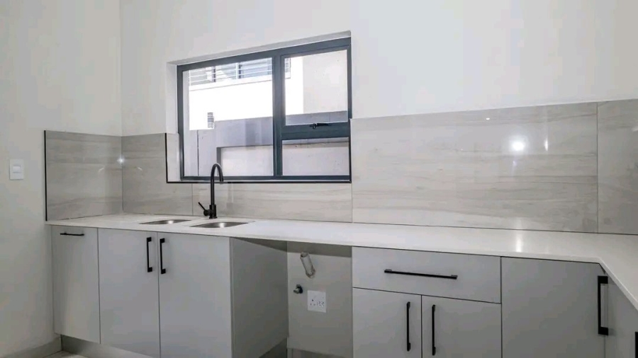 4 Bedroom Property for Sale in Roodepark Eco Estate Gauteng