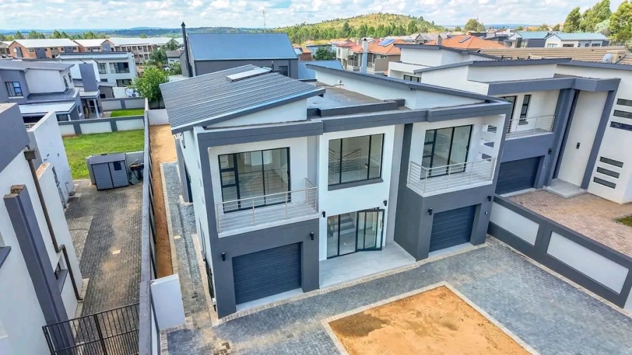 4 Bedroom Property for Sale in Roodepark Eco Estate Gauteng