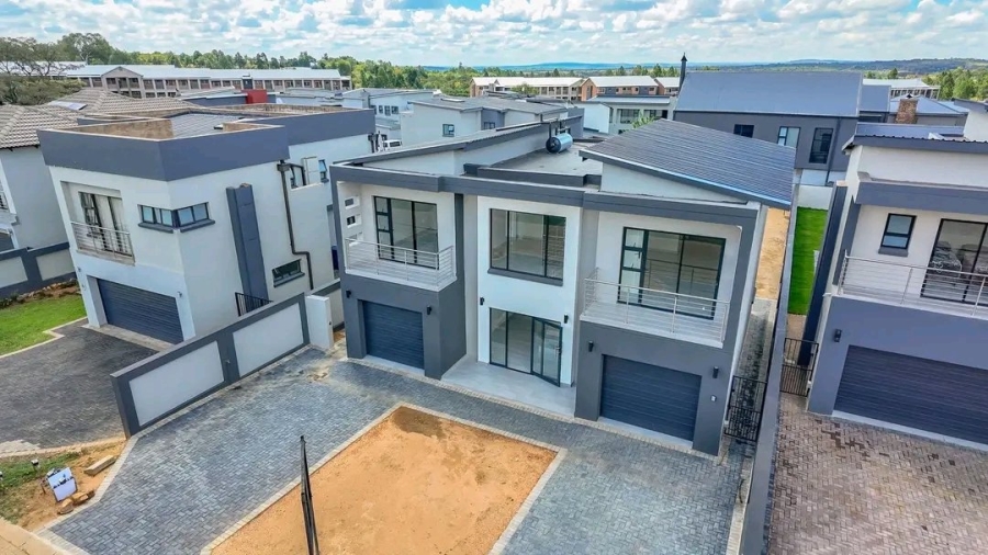 4 Bedroom Property for Sale in Roodepark Eco Estate Gauteng