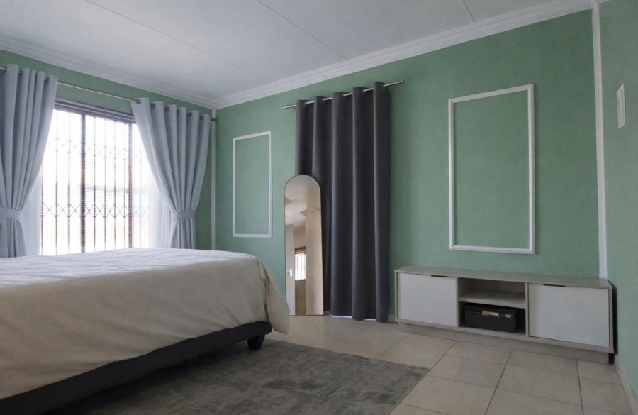 3 Bedroom Property for Sale in Magaliesberg Country Estate Gauteng