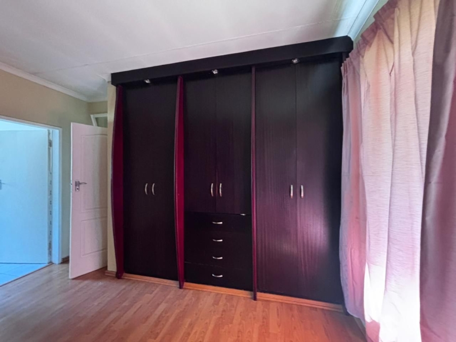 3 Bedroom Property for Sale in Sunward Park Gauteng