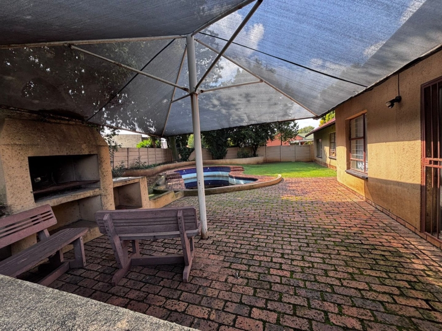 3 Bedroom Property for Sale in Sunward Park Gauteng
