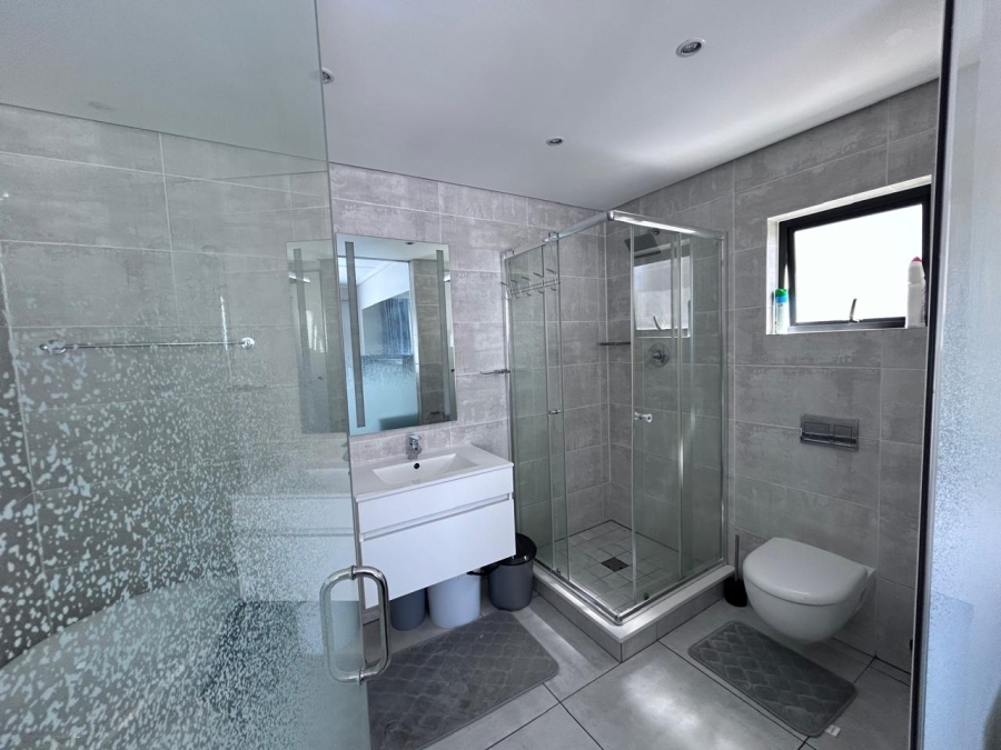 To Let 3 Bedroom Property for Rent in Waterfall Gauteng