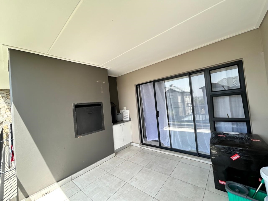 To Let 3 Bedroom Property for Rent in Waterfall Gauteng