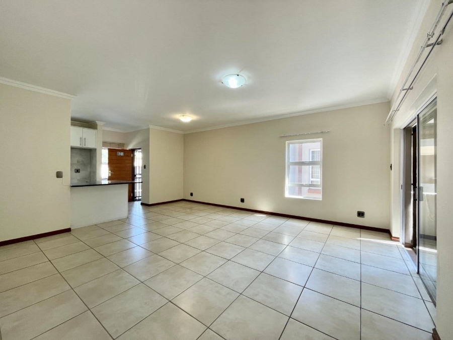 2 Bedroom Property for Sale in Saxonwold Gauteng