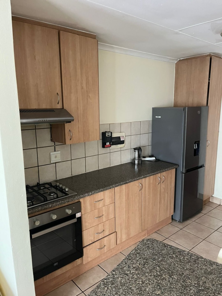 2 Bedroom Property for Sale in The Orchards Gauteng