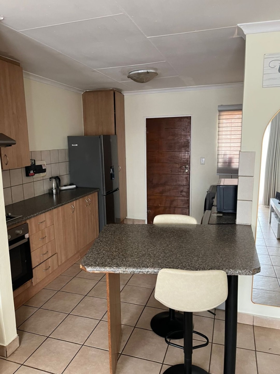 2 Bedroom Property for Sale in The Orchards Gauteng