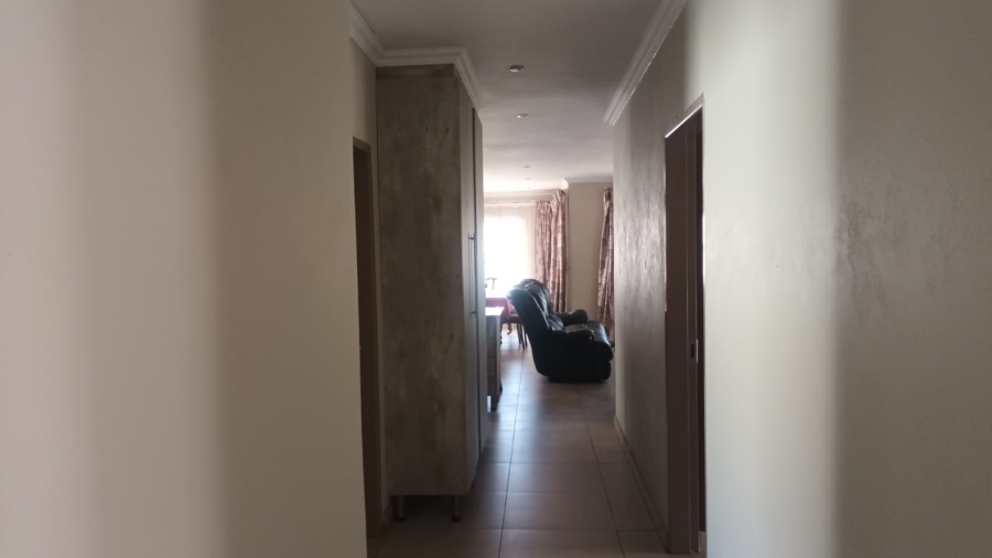 3 Bedroom Property for Sale in Vosloorus Gauteng