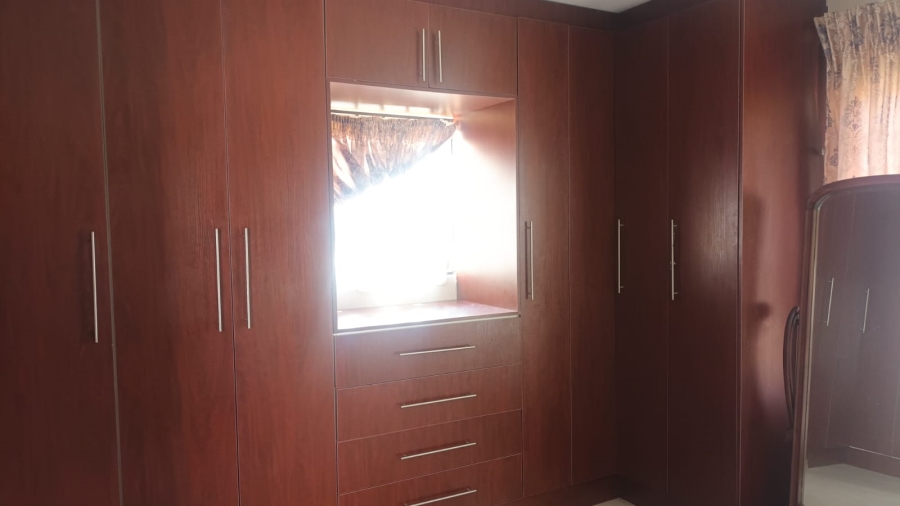 3 Bedroom Property for Sale in Vosloorus Gauteng