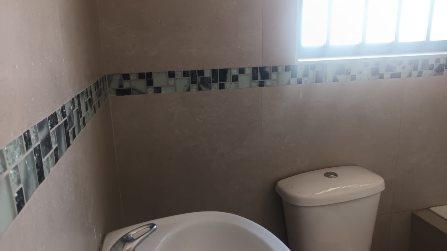 3 Bedroom Property for Sale in Vosloorus Gauteng