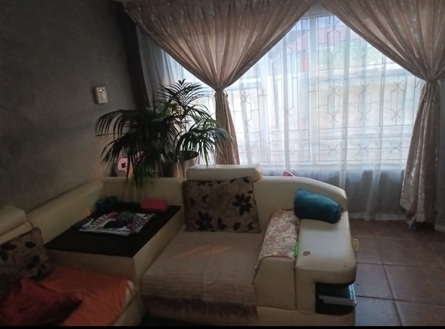 2 Bedroom Property for Sale in Soshanguve K Gauteng