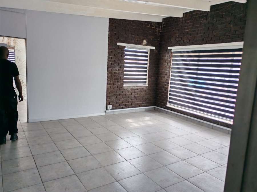 To Let  Bedroom Property for Rent in Primrose Gauteng